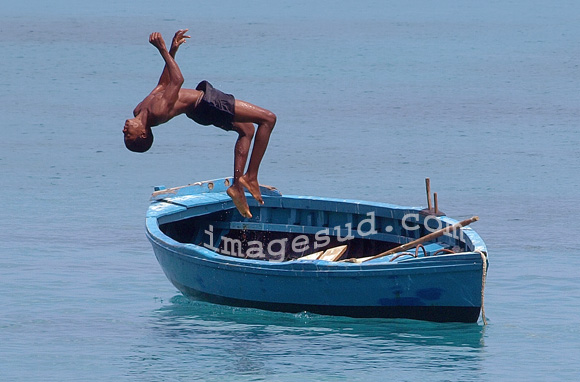 voilier traditionnel : barque de peche en Caraibe