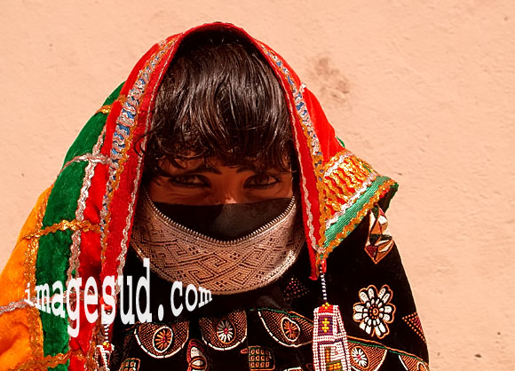 Femme voil&eacute;e, tribu d'Erythr&eacute;e / islamic veil, tribe of Eritrea