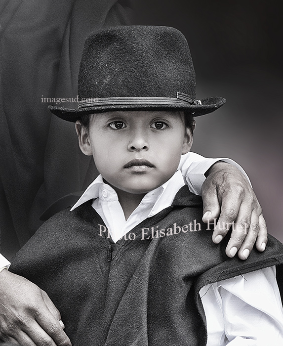 Portrait d'enfant en noir et blanc