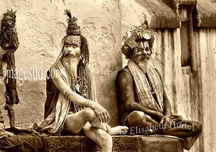 Nepal : sadhus in a hindu temple. Sadhus du Nepal